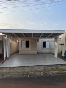 Casa de condomínio Terra Nova 3 Quartos e uma suíte - Hernandarias