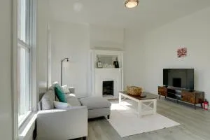 1 Mi to UofL Pet-Friendly Louisville Apartment! - 伊丽莎白镇