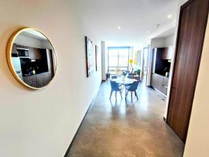 City View Oasis KS Bed, Pool, Hot Tub & Gym