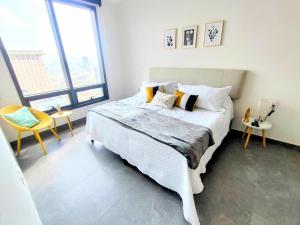 City View Oasis KS Bed, Pool, Hot Tub & Gym