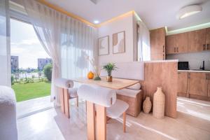 Résidence de lux à 8 minutes a pied de la plage 2 Chambres 4 Piscines