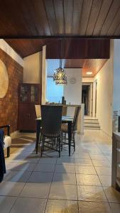 Refúgio familiar- casa em Gravata-3 suítes