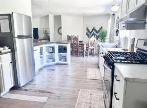 River Access at Blanco River, Charming Big Cottage - Cloptins Crossing