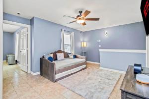 Spacious 3BR Home Near SPI Beach & Restaurants