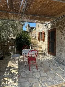 Vila, Upper Qeparo - Qeparoi i Sipërm