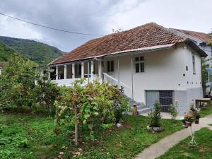 seosko turisticko gazdistvo milanovic zuc