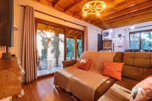 Rosa Green House Canela