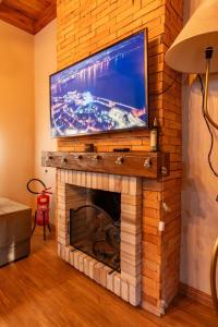 Rosa Green House Canela