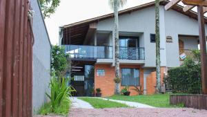 Casa de FRENTE para o Mar em Itapoá - SC