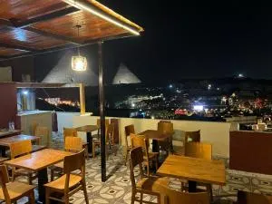 Cheristo pyramids view inn - Nazlet el Simmân