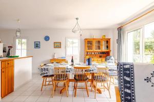 La White House, 8 personnes8 vélos + free Parking