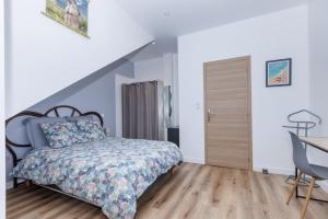 Appartements LE REFUGE PYRENEEN - Climatisation Parking WIFi Espace de Travail - NEUF- Tres belle Vue sur les Pyrenees - 2 lits - OFFRE SPECIALE : photos des chambres