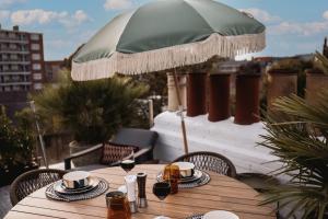 The Elegant Fulham Maisonette with Terrace