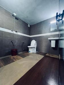 7FORT HOMESTAY Athirappilly