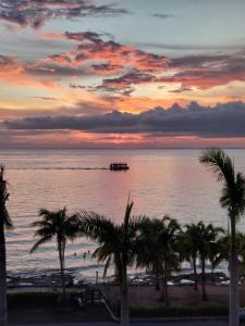 403 Landmark Resort Cozumel beachfront condo