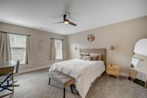 Serene 2-Bedroom Condo in Traverse City