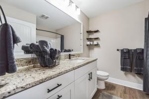 Serene 2-Bedroom Condo in Traverse City