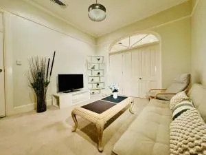 House 3 bedrooms 2 baths 2 parkings in Mosman - Mosman