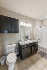 Beautiful 1bd Apt I Properties By Preston