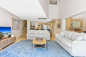 Little Cove Court - Apt 7