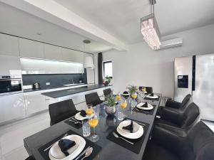 Fantasy Daydream Mansion