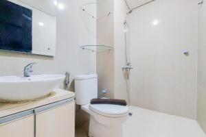 Great Choice and Comfy Studio Sky House BSD Apartment By Travelio