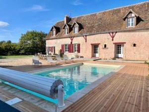 Maisons de vacances Gite familial avec jacuzzi, baby-foot, flechettes, et plus - ideal pour se ressourcer ou faire la fete ! - FR-1-491-414 : photos des chambres