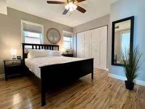 Bridgeport Place - free parking, McCormick Place-Sox Park - Elsdon