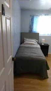 Spacious room in West Jordan A - 西乔丹