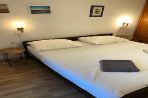 Seafront House Antonia