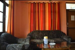 Snow Vista Hotel and restaurant