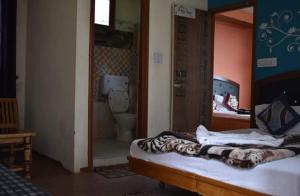 Snow Vista Hotel and restaurant