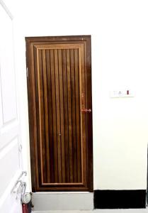 Studio Room Close to Quest Mall