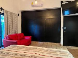 Casa con alberca 685