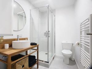 Le Romarin Bas de villa T2 avec jardin et parking au pied de la Forêt