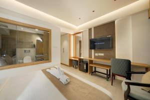Aurora Hotels and Resorts