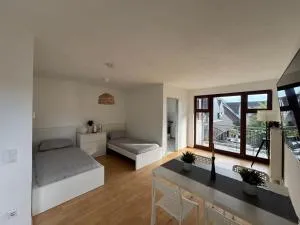 Cozy Apartment in Grevenbroich - غرفنبرويش