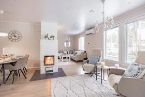 Villa Noel Arctic Circle - Tiainen