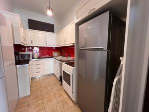 WSD Piraeus Cozy 2BD Apt with City View Balcony Near Neo Faliro Subway