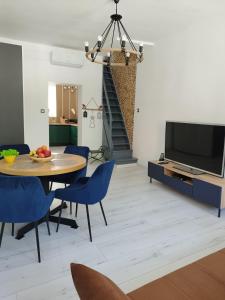 Stara Kamienica przed Fortami