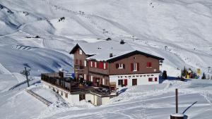 Hotel Le Chaudron Ski In Ski Out