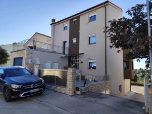 Villa Twins Markovic