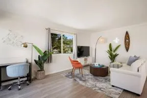 Charming 2BR 1Bath SofaBed with Mountain Sunset and Ocean Views - 帕西菲卡 Charming 2BR 1Bath SofaBed with Mountain Sunset and Ocean Views - 帕西菲卡