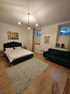 Heart of City Center 4br 2bath