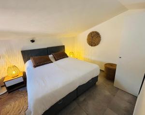 Villas La Villa Sylody restaurant, 3 piscines et location de velo sur place : photos des chambres