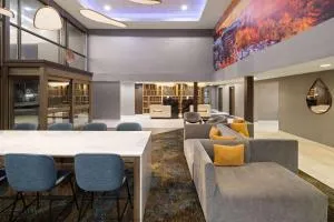 La Quinta Inn & Suites by Wyndham Yakima Downtown - Union Gap