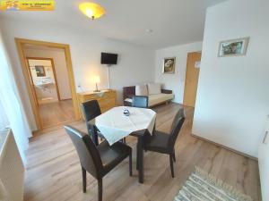 Apartment Sandlweber 2 by FiS - Fun in Styria