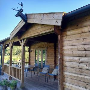 Old Deer Lodge by Neeltje Soet