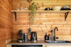 Old Deer Lodge by Neeltje Soet