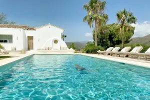 Viluz - Wellbeing Resort Marbella - La Mairena